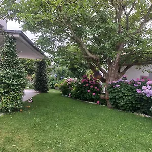 Casa Moderna Con Jardin , Santa Cruz De Bezana España